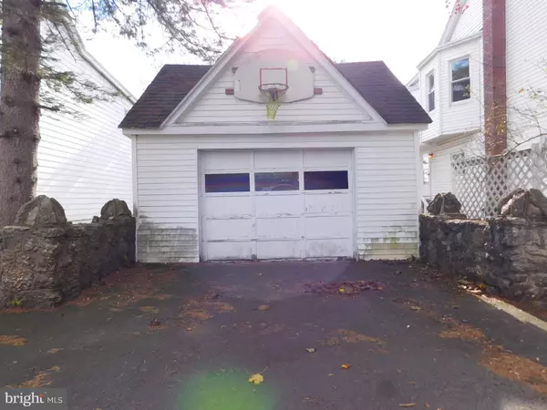 Frackville, PA 17931,432 W SPRING ST