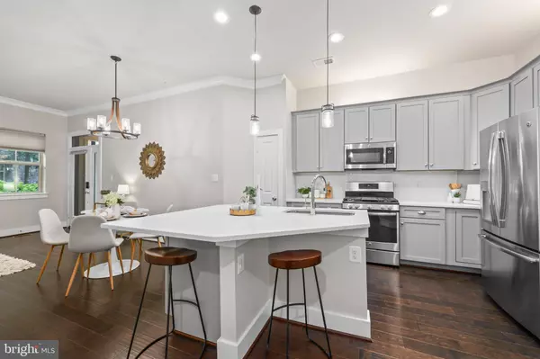 Arlington, VA 22204,1334 S QUINN ST