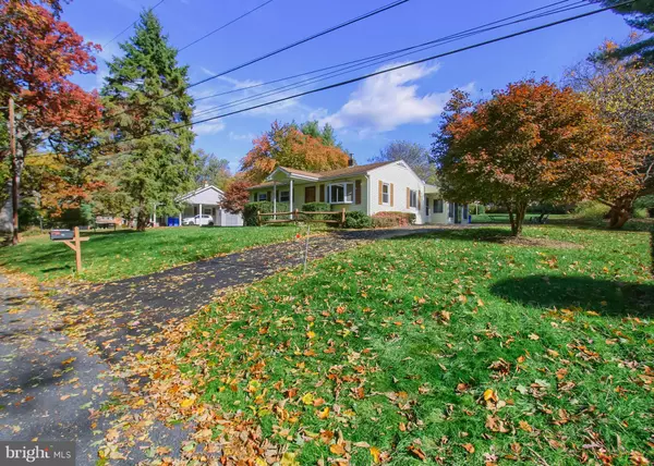 Harrisburg, PA 17111,740 SHADY DR