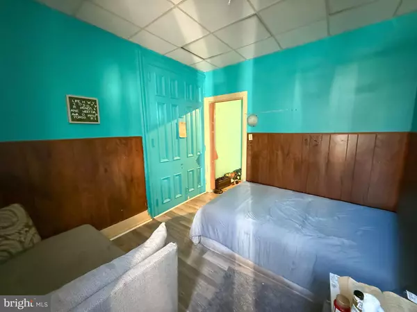 Reading, PA 19601,114 N 10TH ST