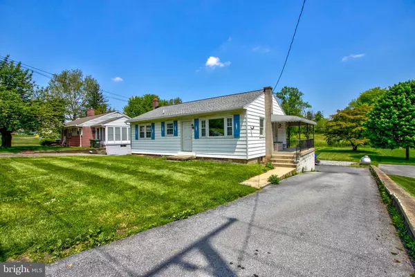 Lancaster, PA 17602,35 STRASBURG PIKE