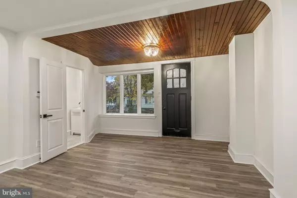 Upper Darby, PA 19082,535 GLENDALE RD