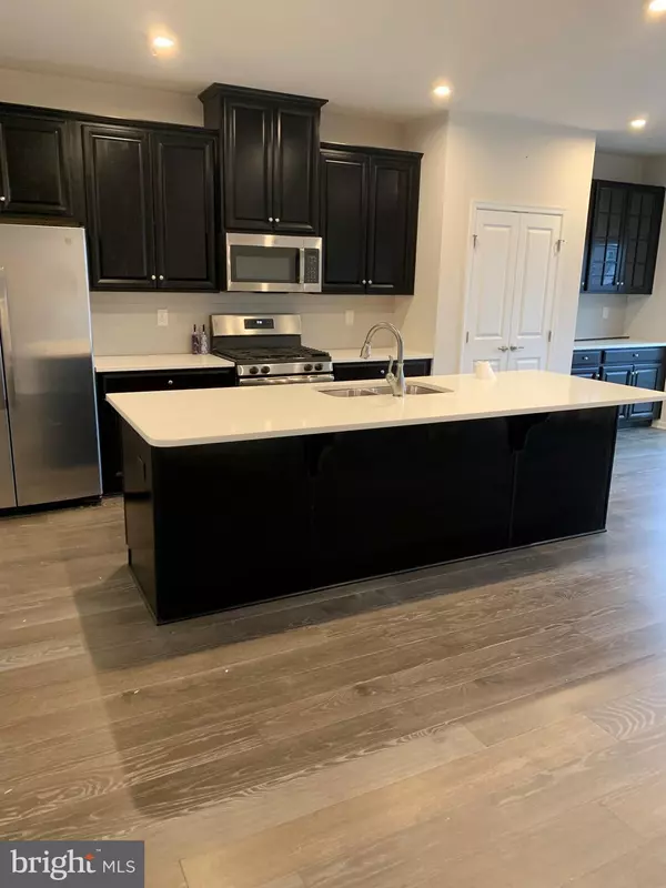 Lansdale, PA 19446,111 ALMOND DR