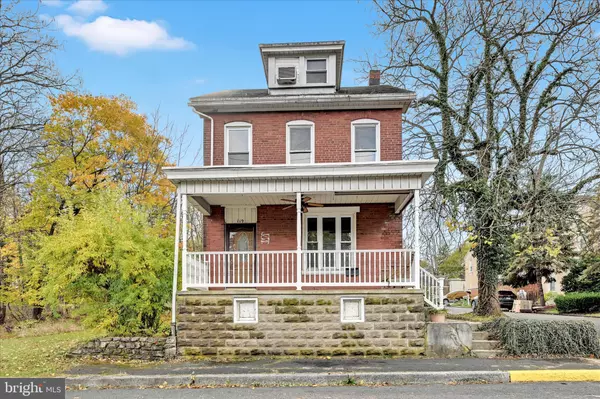 Cressona, PA 17929,119 RAILROAD ST