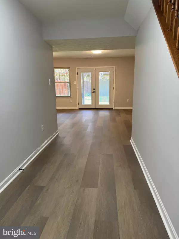 Laurel, MD 20724,8102 MALLARD SHORE DR