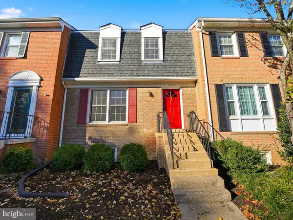 Vienna, VA 22180,2804 LAFORA CT