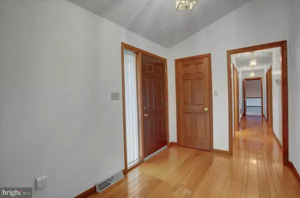 Chambersburg, PA 17202,7471 SMITH ROAD