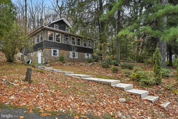 Reading, PA 19606,2460 GRANDVIEW AVE