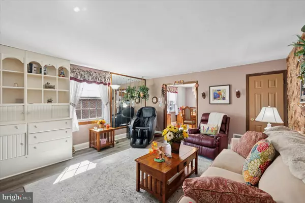 Ridley Park, PA 19078,711 CLYMER LN