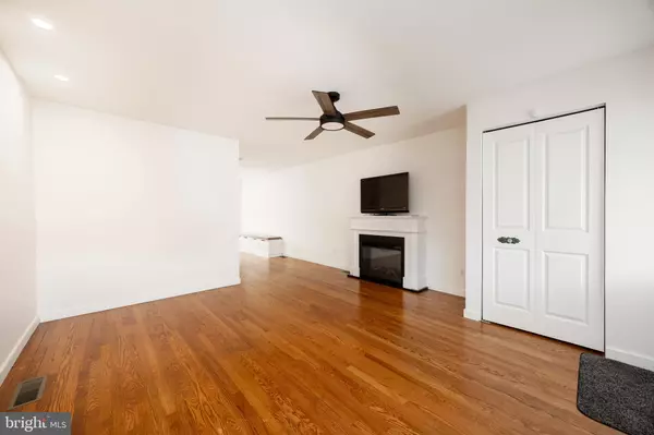 Downingtown, PA 19335,353 WILLIAM ST