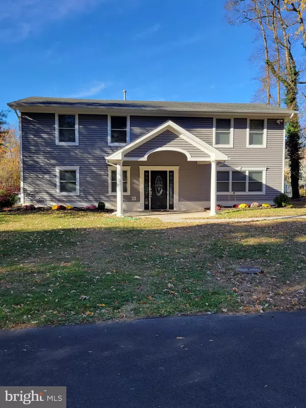 210 ROYAL AVE, Hainesport, NJ 08036