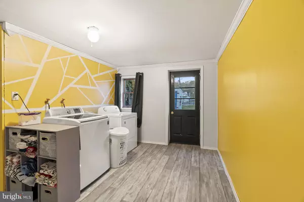 Carneys Point, NJ 08069,15-1/2 N MILLER AVE