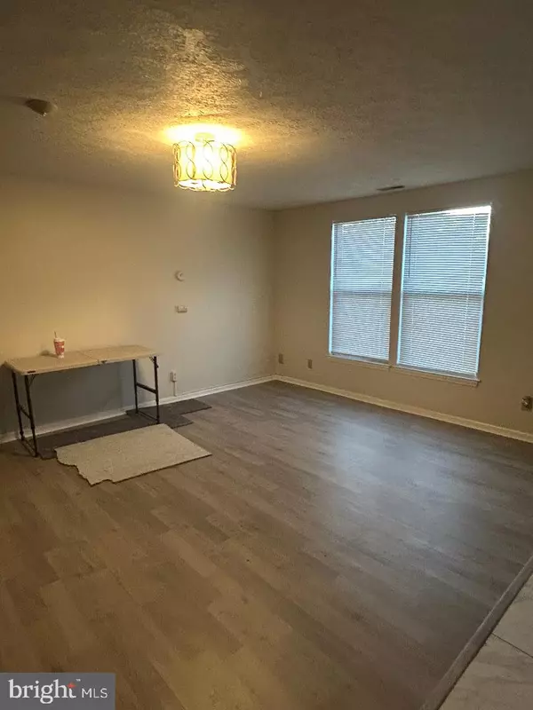 Sicklerville, NJ 08081,41 VANDERBILT CT