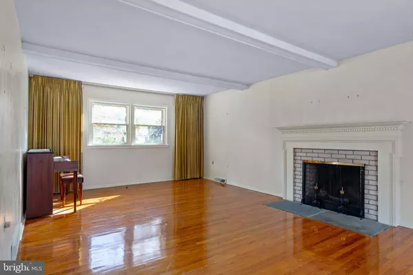 Newark, DE 19711,9 AMHERST DR