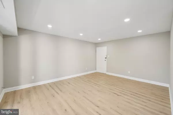 Temple Hills, MD 20748,3138 BRINKLEY RD #8102