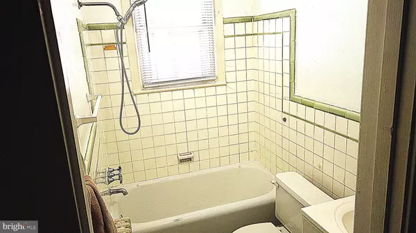 Washington, DC 20017,820 TAYLOR ST NE #3