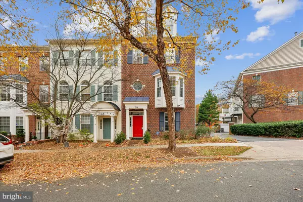 714 CROOKED CREEK DR, Rockville, MD 20850