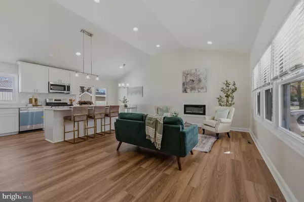 Newark, DE 19713,308 DEERFIELD RD