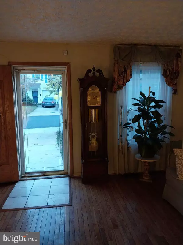 Washington, DC 20019,5610 CLAY PL NE