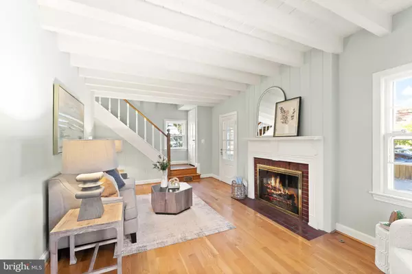 Arlington, VA 22205,850 N KENSINGTON ST