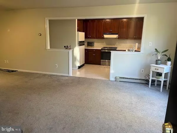 Cinnaminson, NJ 08077,2110 CHURCH RD #B