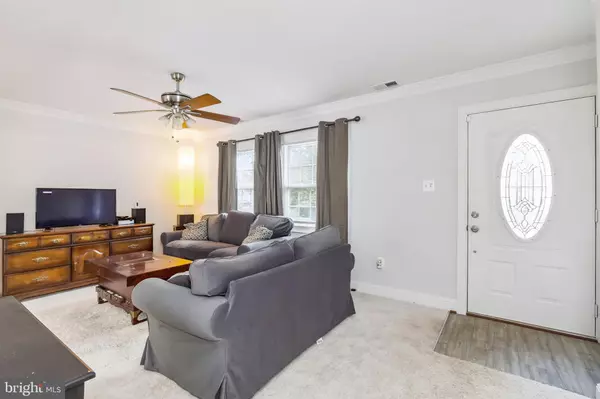 Manassas, VA 20111,7712 PINE ST