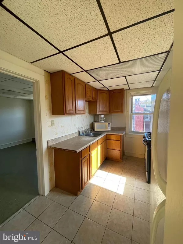 Reading, PA 19601,1139 CHURCH ST #D