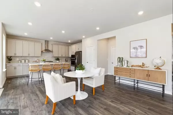 Waldorf, MD 20601,2 SELKIE LN #NEWTON BASE