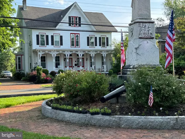 Hightstown, NJ 08520,222B STOCKTON ST