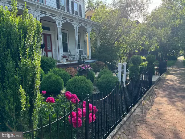 Hightstown, NJ 08520,222B STOCKTON ST