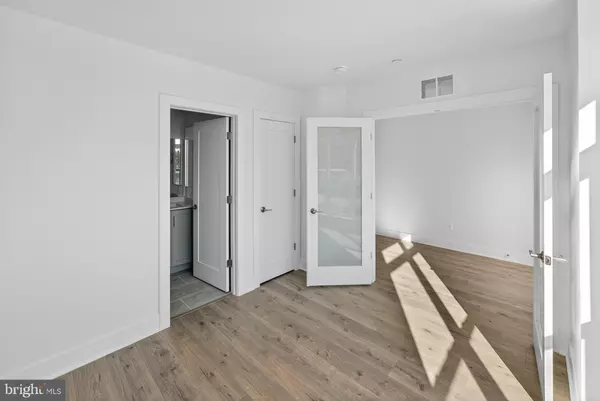 Bethesda, MD 20816,5506 TOPAZ LN