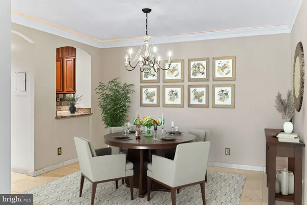 Alexandria, VA 22303,5903 MOUNT EAGLE DR #203