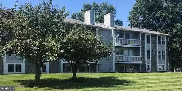 160 KENWOOD DR, Sicklerville, NJ 08081