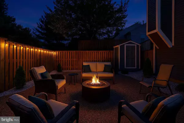 6347 CHIMNEY WOOD CT, Alexandria, VA 22306