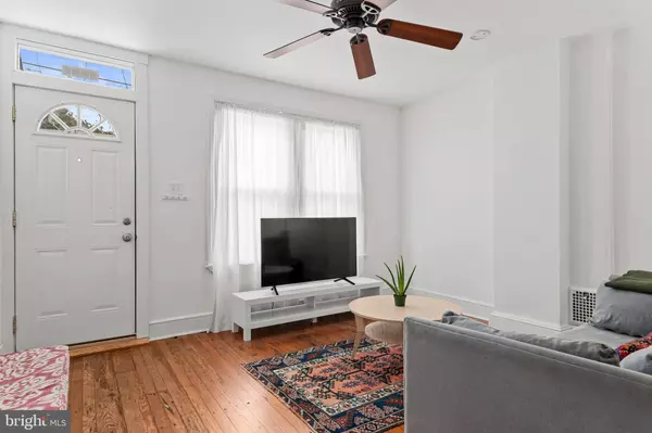 Philadelphia, PA 19144,5815 KNOX ST