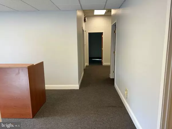 West Berlin, NJ 08091,1019 INDUSTRIAL DR