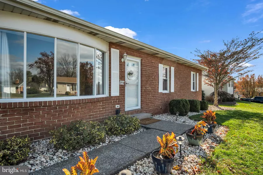 2714 E ROSEGARDEN BLVD, Mechanicsburg, PA 17055