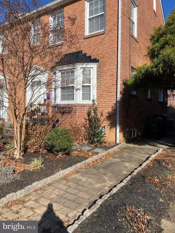 Wilmington, DE 19805,2207 W 9TH ST