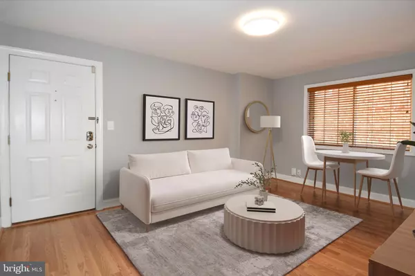 Washington, DC 20010,718 PARK RD NW #4