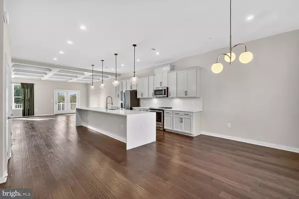 Rockville, MD 20855,16282 CONNORS WAY #26