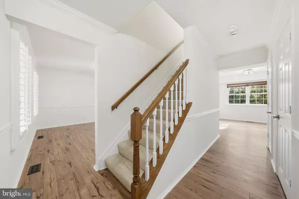 Dunkirk, MD 20754,9655 TARA DR