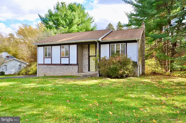 Boalsburg, PA 16827,608 LYNNWOOD DR