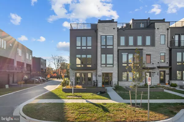 Bethesda, MD 20817,9750 WINDFLOWER WAY