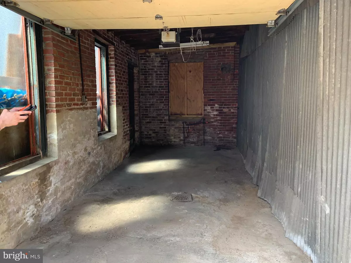 Philadelphia, PA 19121,1501 N 17TH ST