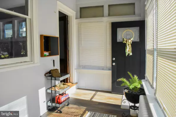 Glenolden, PA 19036,102 N WELLS AVE