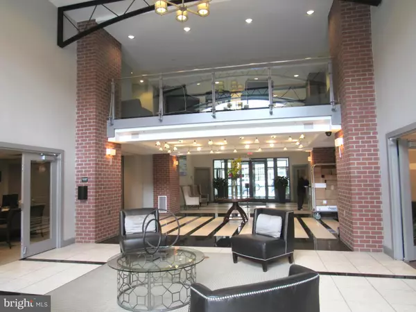 Arlington, VA 22201,1021 N GARFIELD ST #318