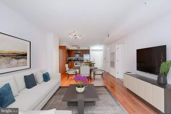 Arlington, VA 22201,1021 N GARFIELD ST #318