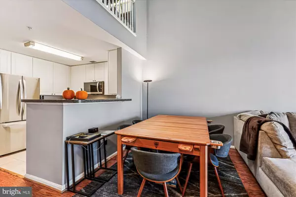 Vienna, VA 22181,2791 CENTERBORO DR #484