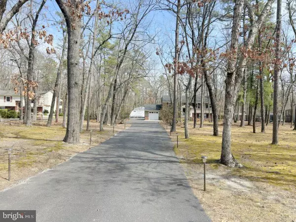 Tabernacle, NJ 08088,213 OAK LN