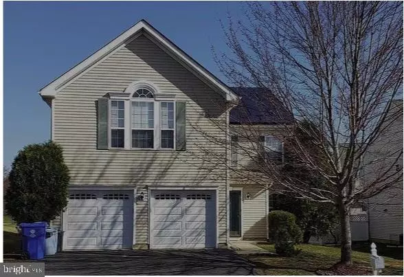 11 DURHAM DR, Columbus, NJ 08022